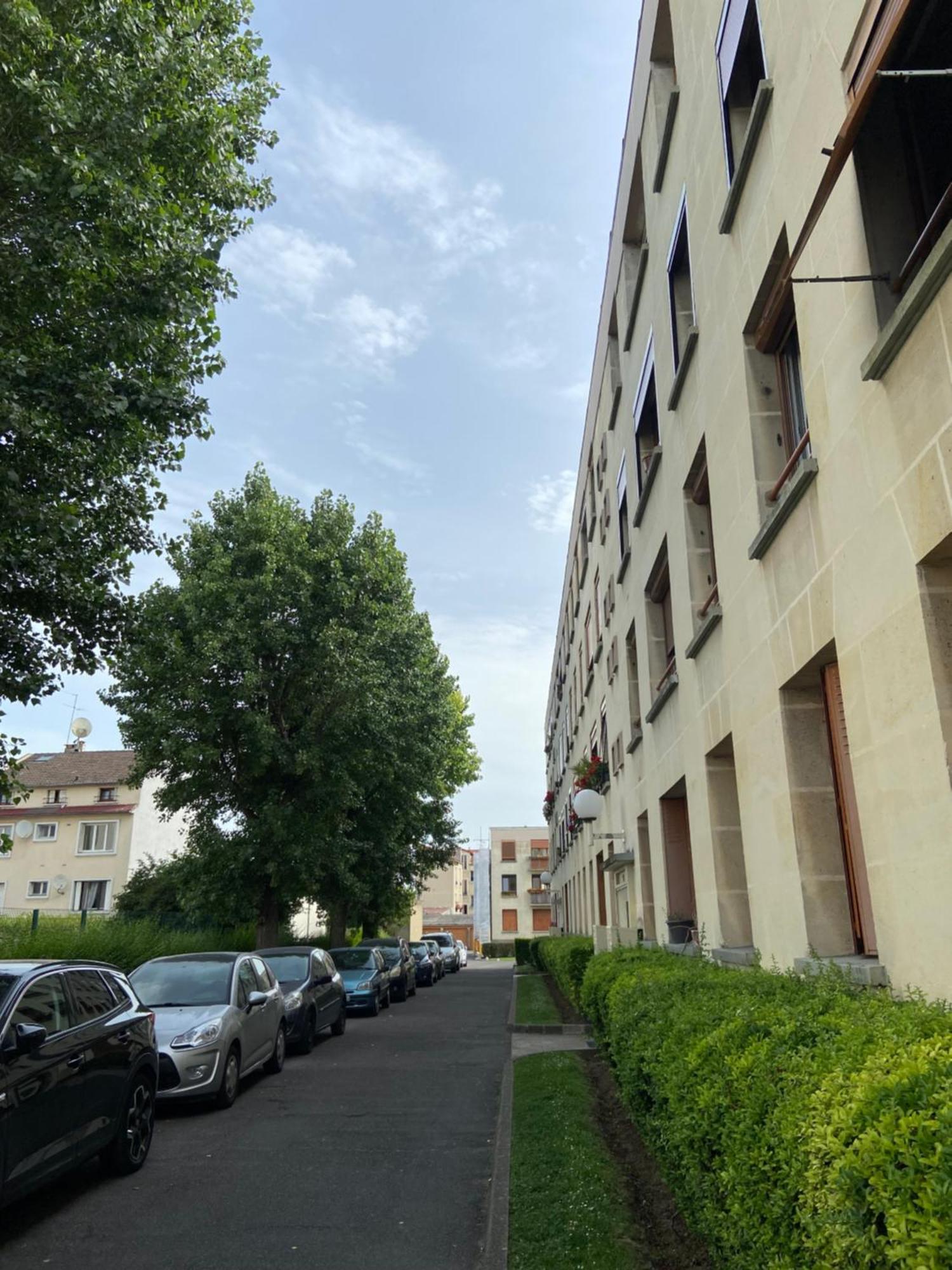 Chambre Simple Paisible Proche De Paris ドランシー エクステリア 写真